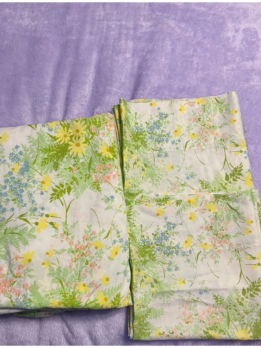 Vintage Floral Cotton/polyester full size Bed Sheet Set in Green ,Yellow, blue.
